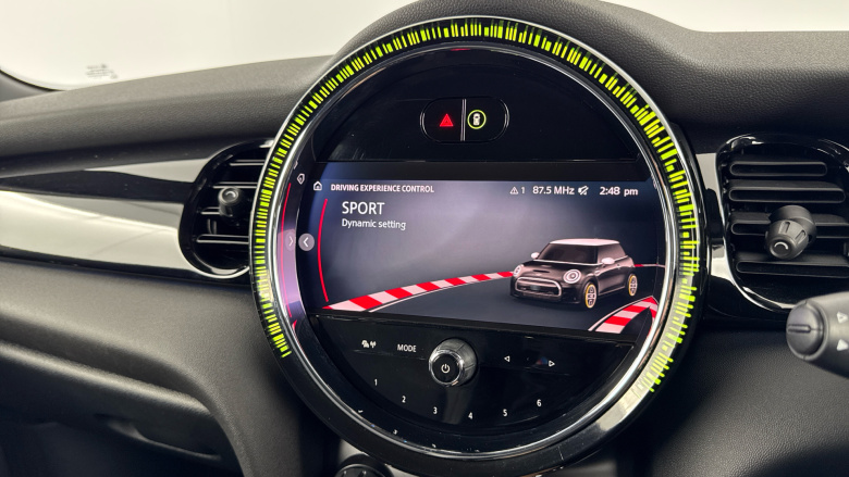 MINI Hatchback 135kW Cooper S Level 2 33kWh 3dr Auto Electric Hatchback